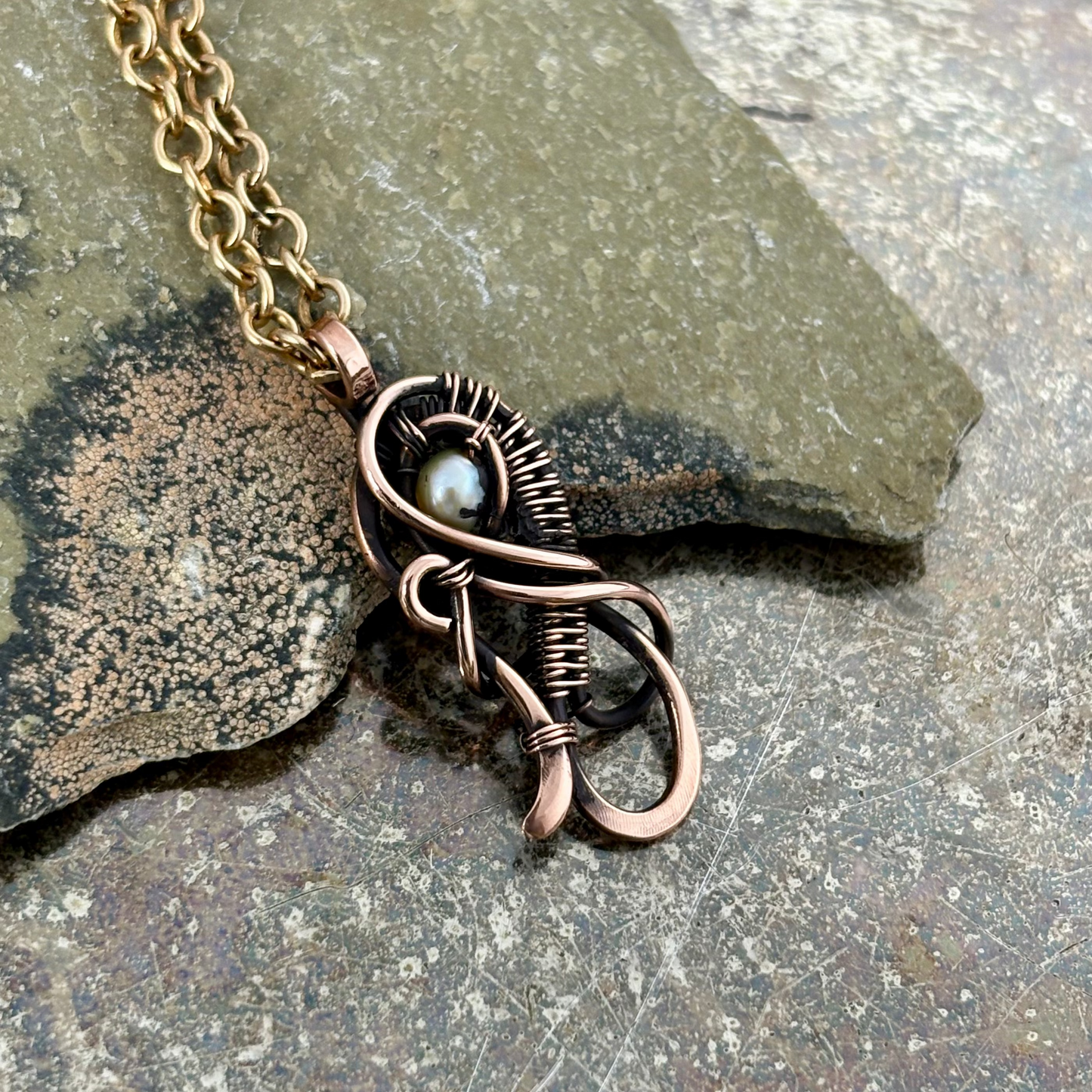 S-Curve Woven Necklace with Glass or Pearl